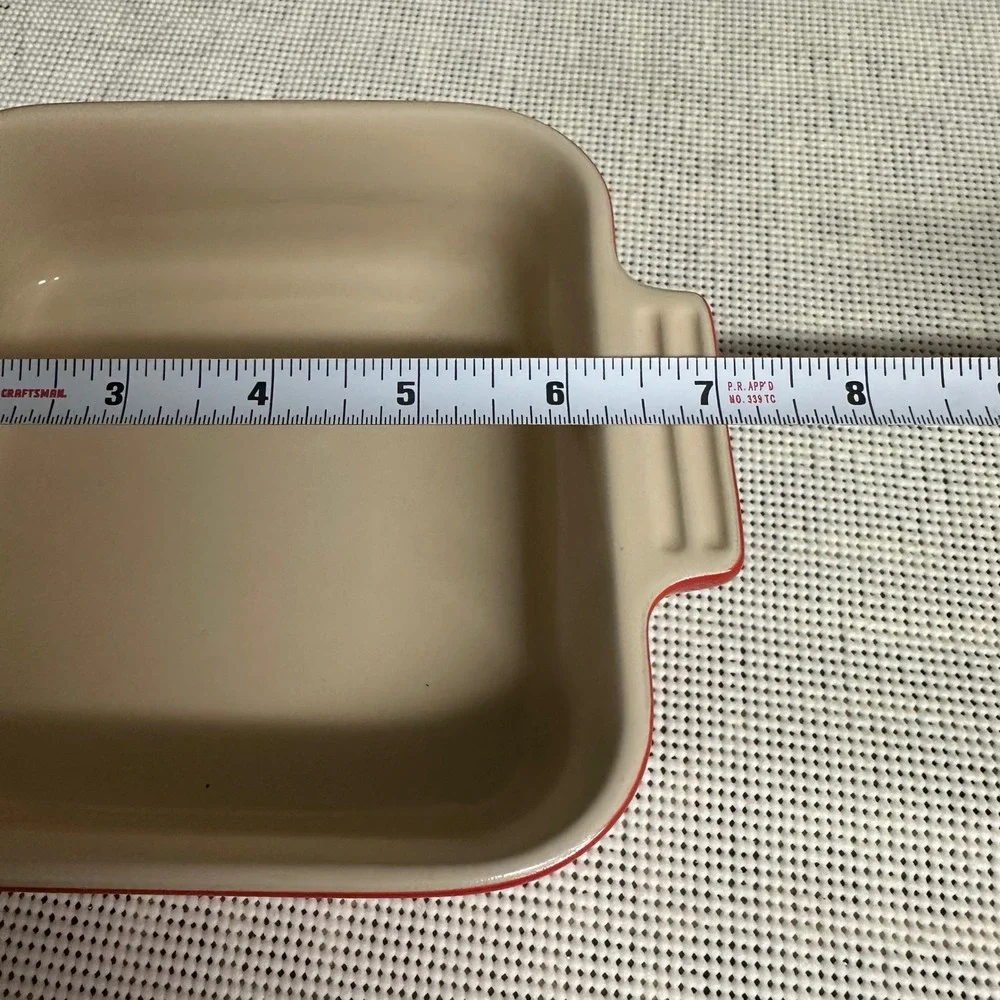 Le Creuset excellent gently